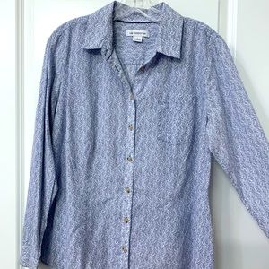 Liz Claiborne long sleeve collared button down